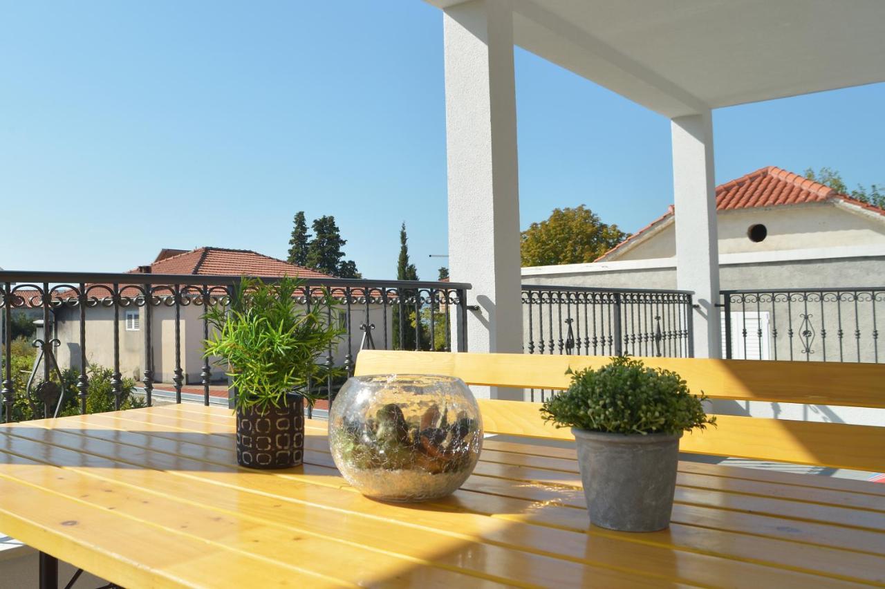 New Apartments 9 Minutes From Split Airport Kastela Exterior photo